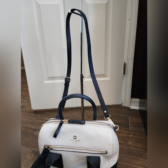 Kate Spade Southport Avenue Satchel - Picture 11 of 13